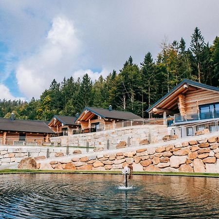 Blockhausen Luxus Chalets Oberschwarzenberg Exterior foto
